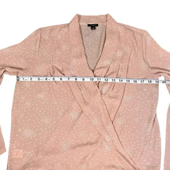 Ann Taylor Draped Blouse With Twisted V Neck Elegant Size Small Petite Blush - Picture 7 of 12